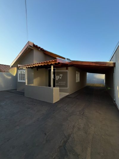 Casa a venda com 2 dormitórios no Mary Dota em Bauru/SP