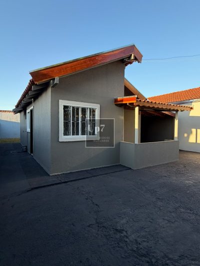 Casa a venda com 2 dormitórios no Mary Dota em Bauru/SP