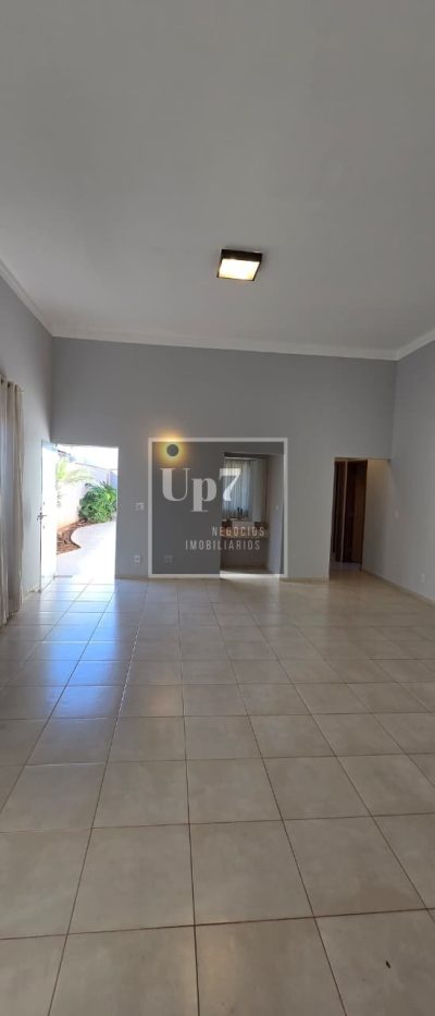 CASA COM 03 SUÍTES E ÁREA DE LAZER AMPLA À VENDA NO CONDOMÍNIO QUINTA RANIERI GREEN, EM BAURU/SP.
