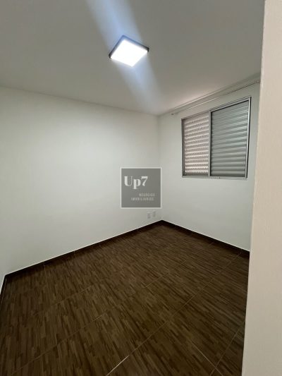 Apartamento Térreo  à venda no Residencial Corcovado com Quintal