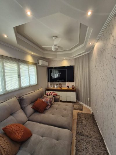 CASA À VENDA - RESIDENCIAL OU COMERCIALREGIÃO DA GETÚLIO VARGAS - BAURU-SP