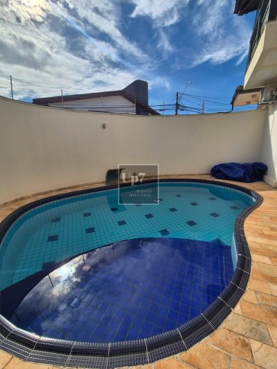 CASA À VENDA - RESIDENCIAL OU COMERCIALREGIÃO DA GETÚLIO VARGAS - BAURU-SP