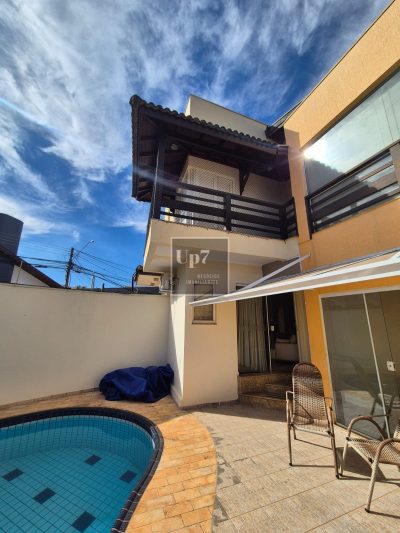 CASA À VENDA - RESIDENCIAL OU COMERCIALREGIÃO DA GETÚLIO VARGAS - BAURU-SP