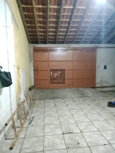 CASA COM 02 QUARTOS À VENDA NO JARDIM REDENTOR, EM BAURU.