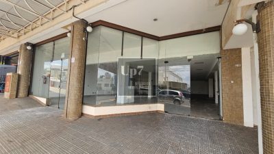 LOJA COMERCIAL COM 350M² PARA ALUGAR NO TRIANON MARKET, EM BAURU.