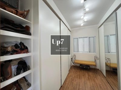 CASA COM 04 SUÍTES PARA ALUGAR NO RESIDENCIAL PRIMAVERA, EM PIRATININGA