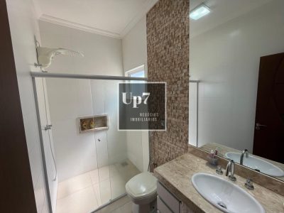 CASA COM 04 SUÍTES PARA ALUGAR NO RESIDENCIAL PRIMAVERA, EM PIRATININGA