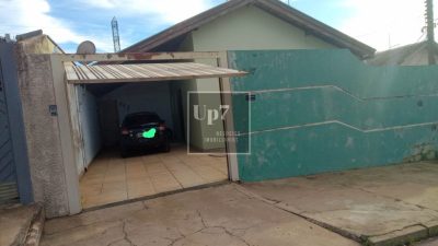 CASA A VENDA 3 DORMITÓRIOS NO BAIRRO SANTA LUZIA
