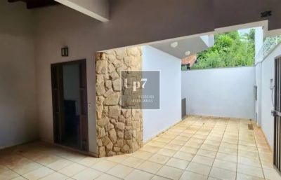 SOBRADO COM 03 QUARTOS À VENDA PRÓXIMO À ITE, EM BAURU-SP.