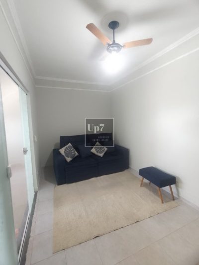CASA REFORMADA COM 03 QUARTOS À VENDA NO JARDIM JUSSARA, EM BAURU/SP.