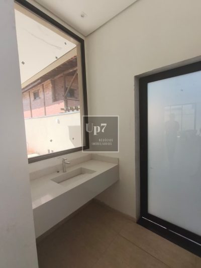 Casa à venda no Condomínio Primavera em Piratininga