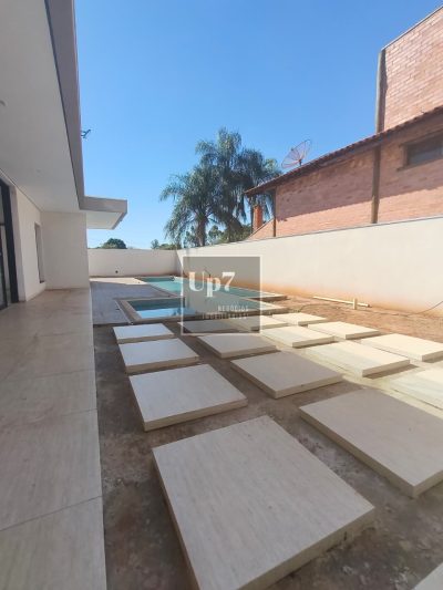 Casa à venda no Condomínio Primavera em Piratininga