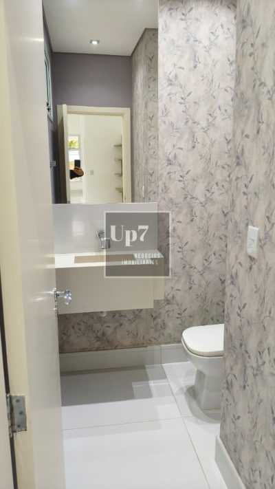 CASA AMPLA COM 04 SUÍTES PARA ALUGAR NO CONDOMÍNIO VILLA LOBOS, EM BAURU-SP.