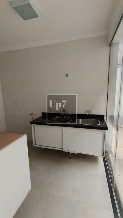CASA AMPLA COM 04 SUÍTES PARA ALUGAR NO CONDOMÍNIO VILLA LOBOS, EM BAURU-SP.