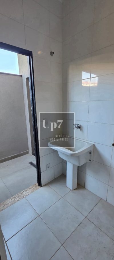 CASA COM 03 SUÍTES PARA ALUGAR EM CONDOMÍNIO FECHADO - QUINTA RANIERI GREEN, BAURU.