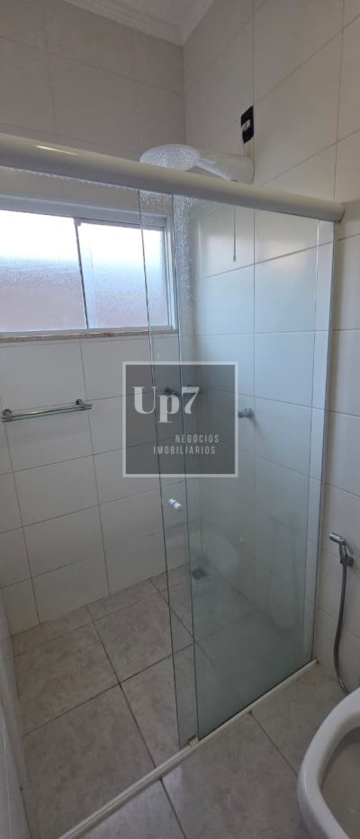 CASA COM 03 SUÍTES PARA ALUGAR EM CONDOMÍNIO FECHADO - QUINTA RANIERI GREEN, BAURU.