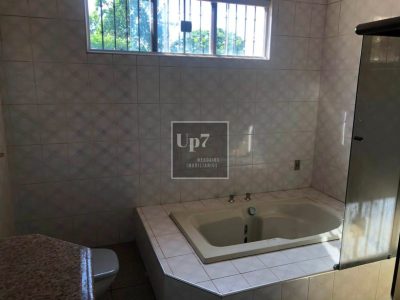 CASA AMPLA COM PISCINA E CHURRASQUEIRA PARA ALUGAR NO PARQUE JARDIM EUROPA, EM BAURU/SP.