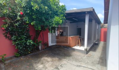 CASA À VENDA NA VILA SOUTO