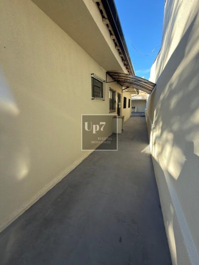 CASA À VENDA COM 2 DORMITORIOS - PARQUE ROOSEVELT, BAURU/SP